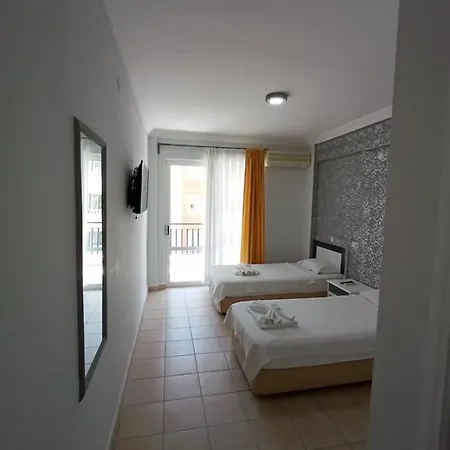 Hotel Tuana Otel