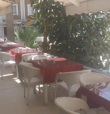 Tuana Otel 호텔 *